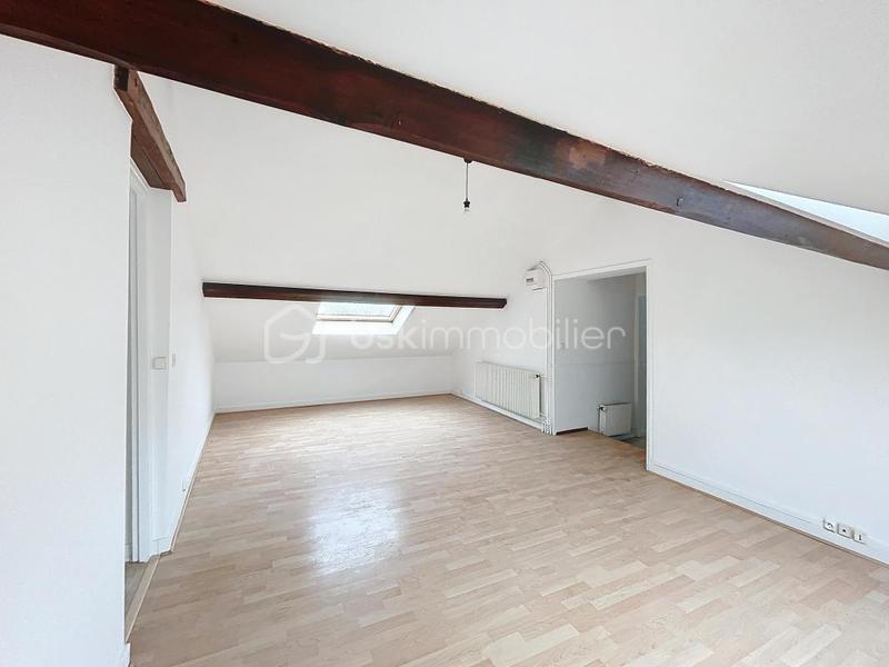Appartement - 63 m² - 5 pièces