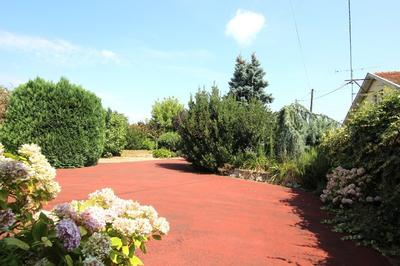 Maison - 177 m² - 7 pièces