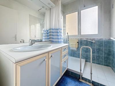 Appartement - 87 m² - 5 pièces