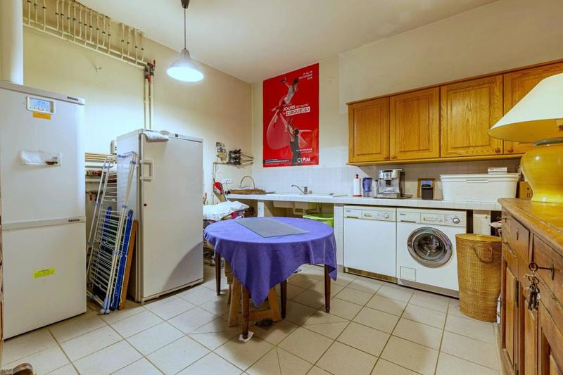 Maison - 229 m² - 6 pièces