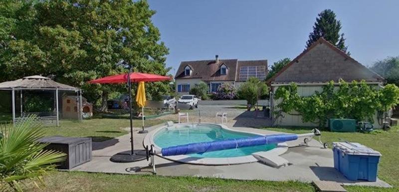 Maison - 243 m² - 11 pièces