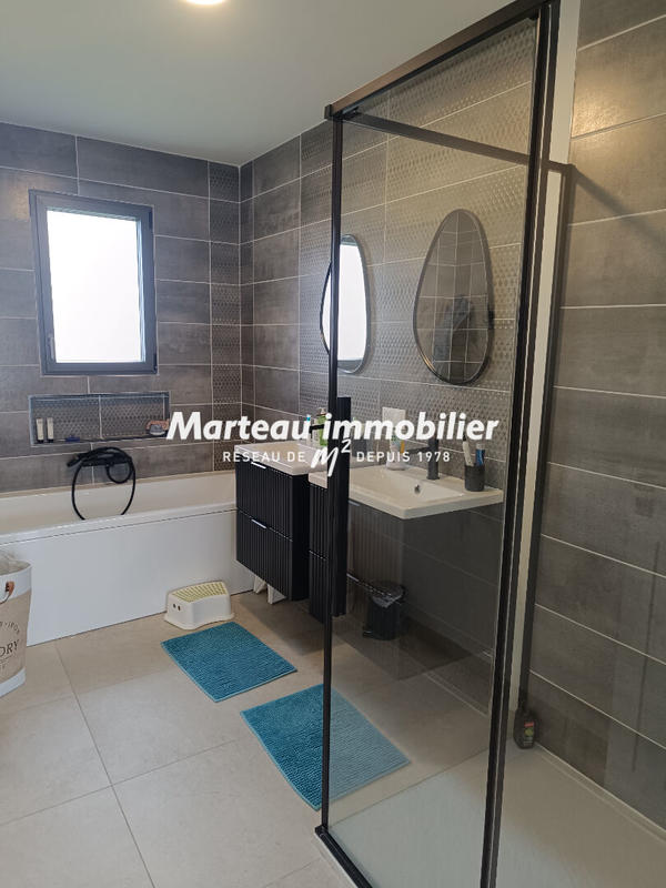 Maison - 170 m² - 5 pièces
