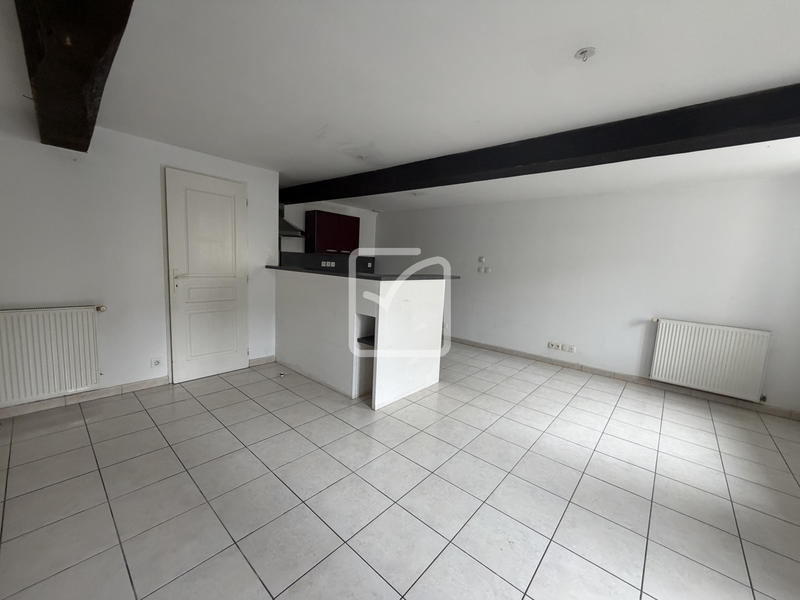 Maison - 217 m² - 9 pièces