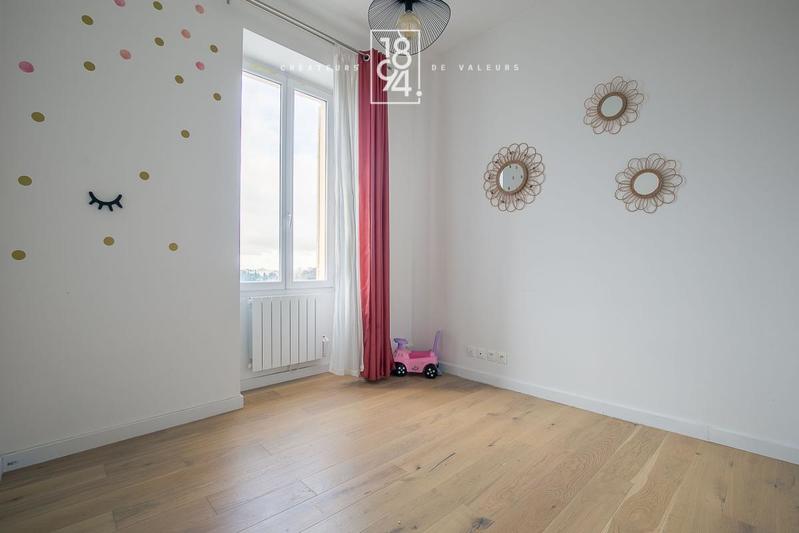 Appartement - 76 m² - 4 pièces