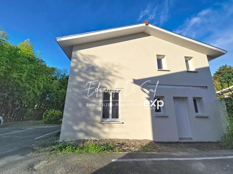 Maison - 88 m² - 5 pièces