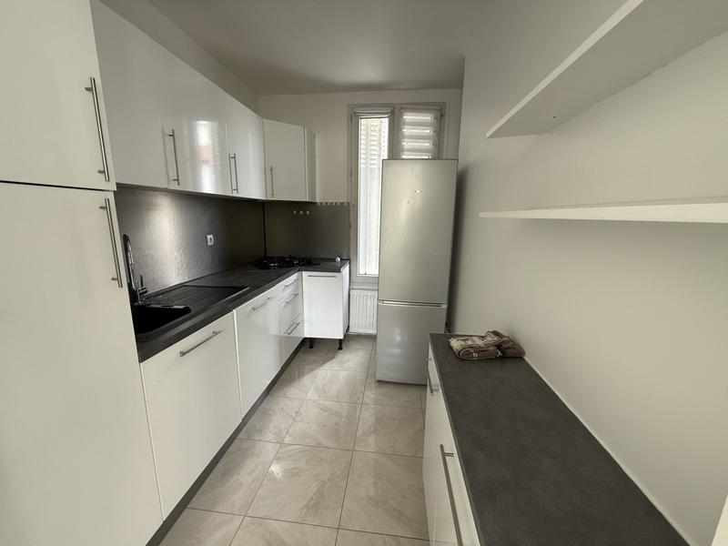 Maison - 82 m² - 5 pièces