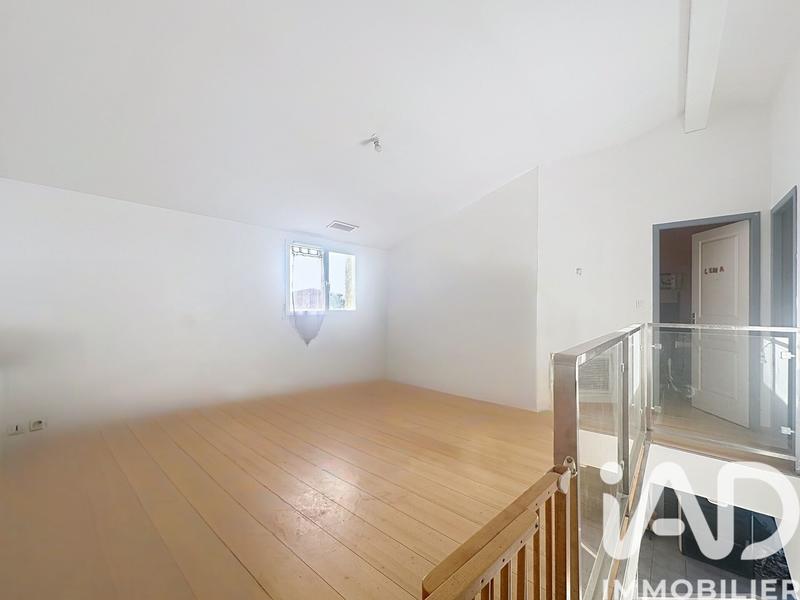 Maison - 137 m² - 5 pièces