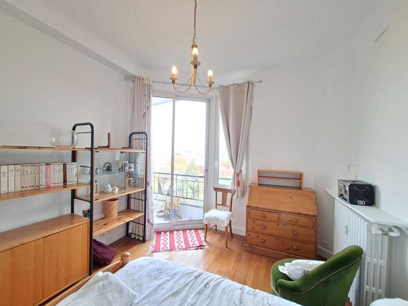 Appartement - 117 m² - 6 pièces