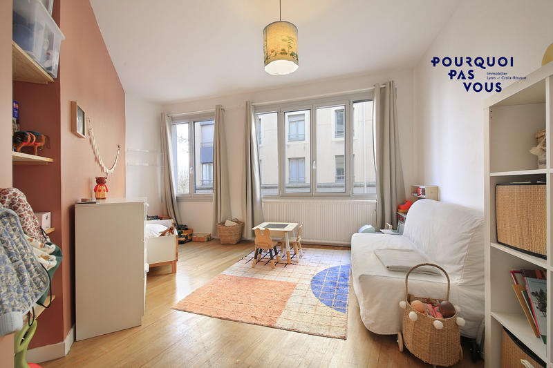 Appartement - 120 m² - 5 pièces