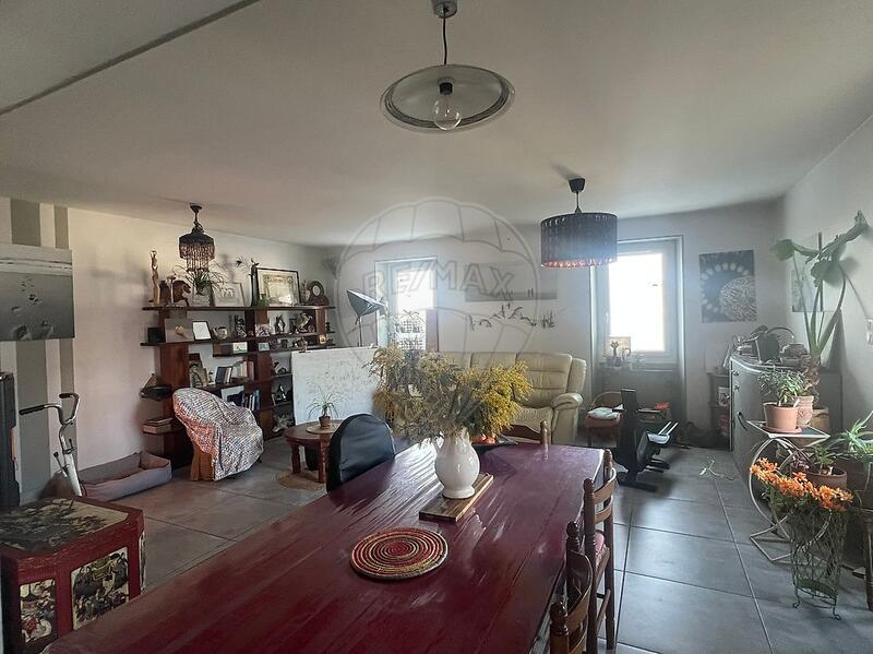 Maison - 214 m² - 9 pièces