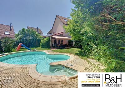 Maison - 104 m² - 5 pièces