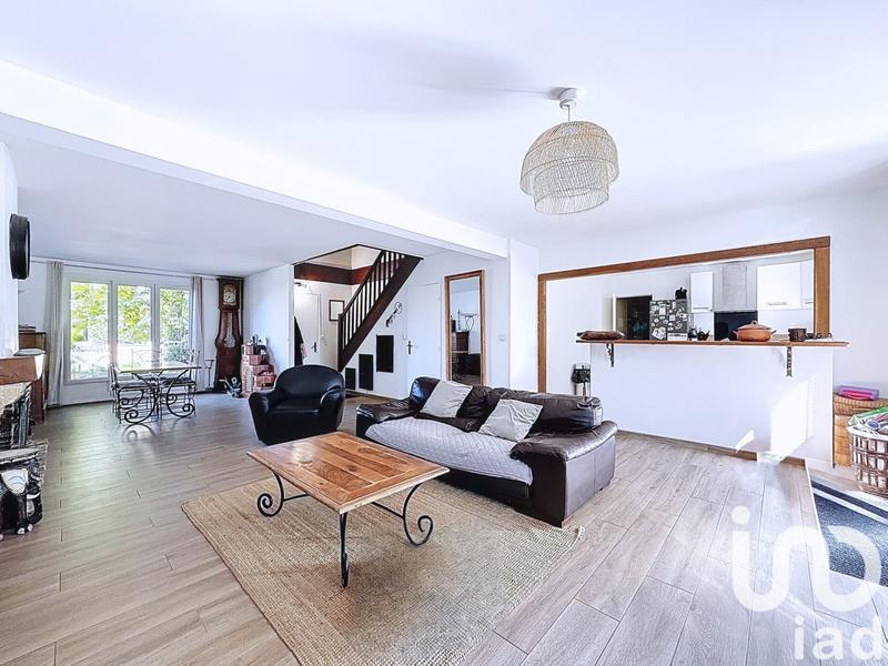 Maison - 167 m² - 7 pièces