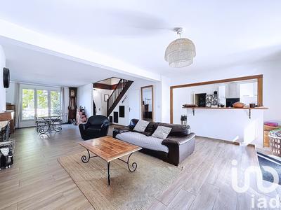 Maison - 167 m² - 7 pièces