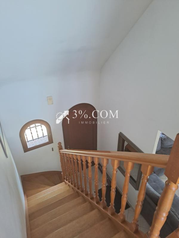 Maison - 136 m² - 9 pièces