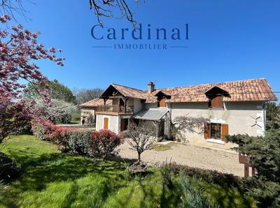 Bastide - 240 m² - 8 pièces