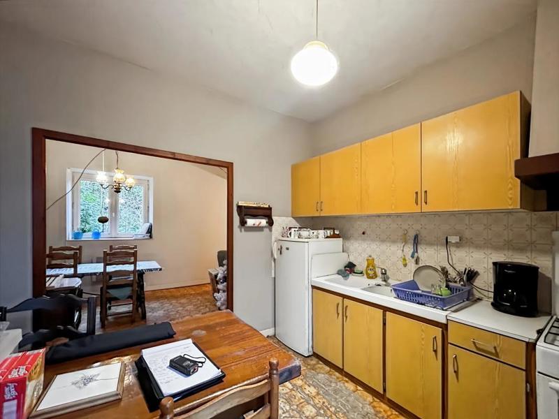 Propriété - 220 m² - 10 pièces