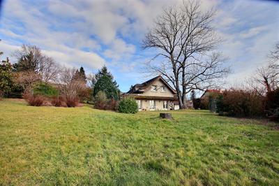 Maison - 258 m² - 8 pièces