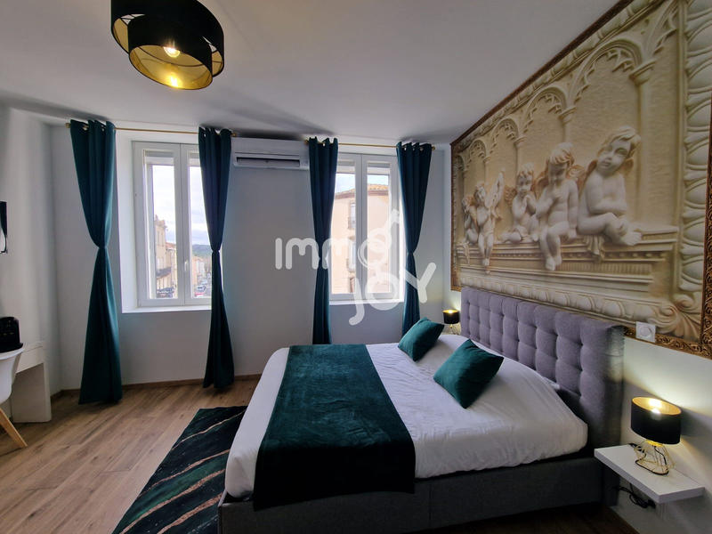 Maison de village - 226 m² - 7 pièces