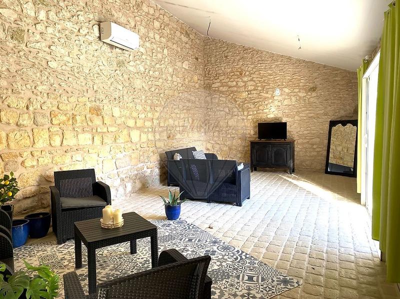 Maison - 245 m² - 8 pièces