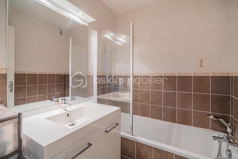 Appartement - 49 m² - 2 pièces