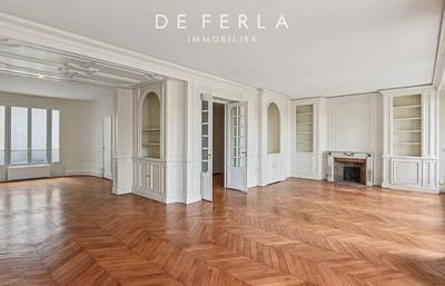 Appartement - 172 m² - 5 pièces