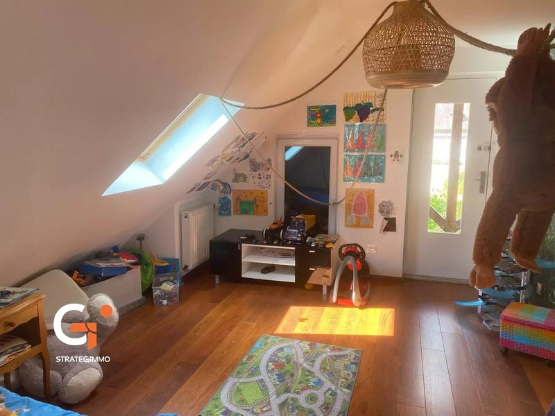 Maison - 142 m² - 5 pièces