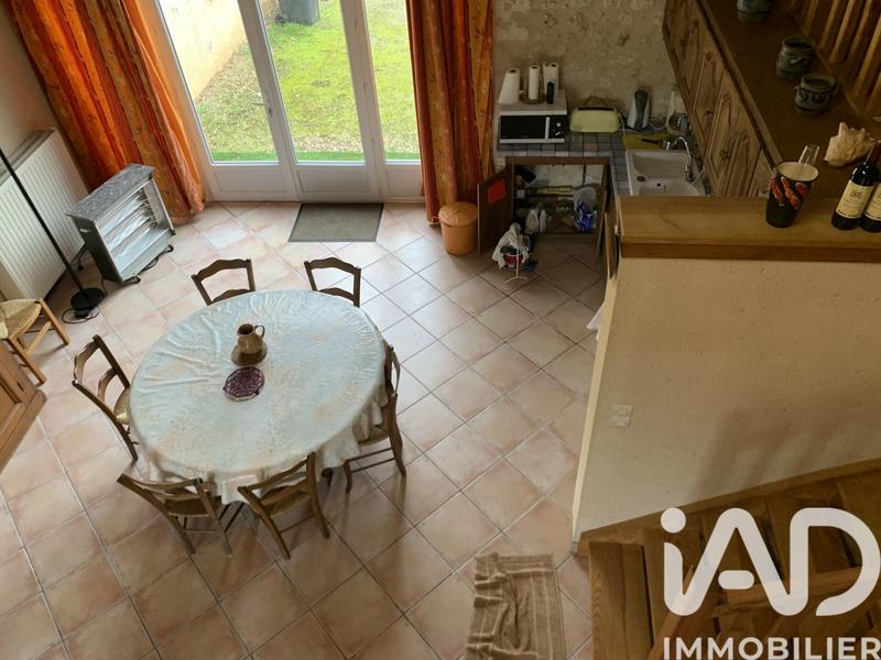 Maison - 495 m² - 4 pièces