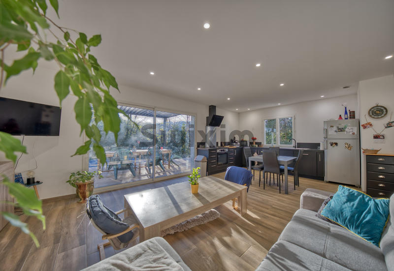 Villa - 80 m² - 4 pièces