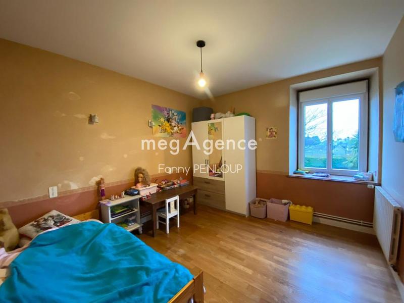 Maison - 180 m² - 7 pièces