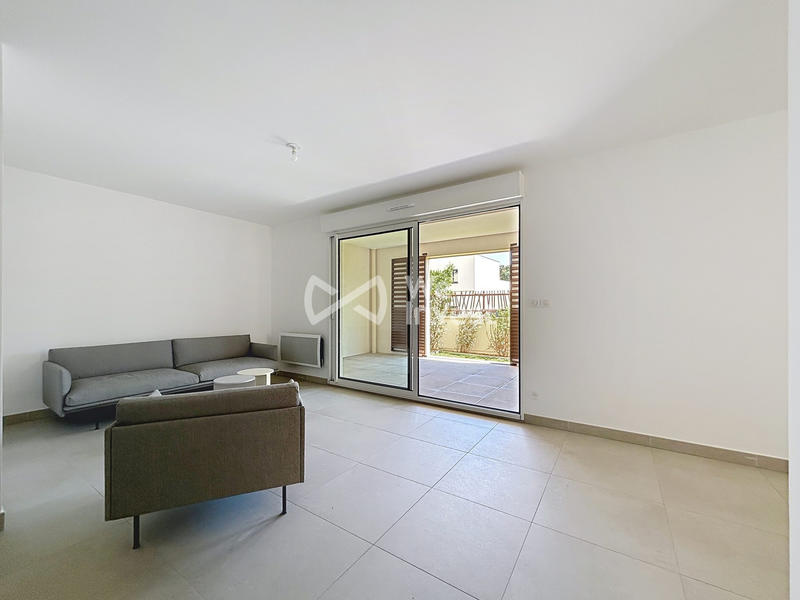 Appartement - 77 m² - 3 pièces