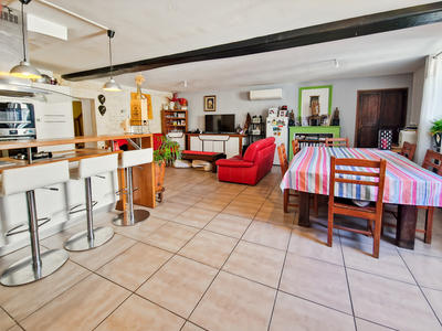 Maison - 140 m² - 6 pièces