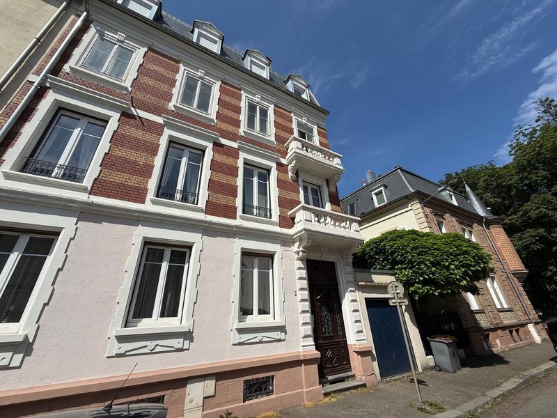 Appartement - 137 m² - 5 pièces