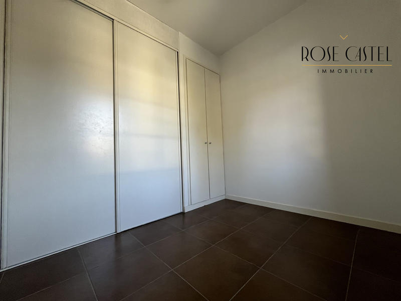 Appartement - 110 m² - 5 pièces