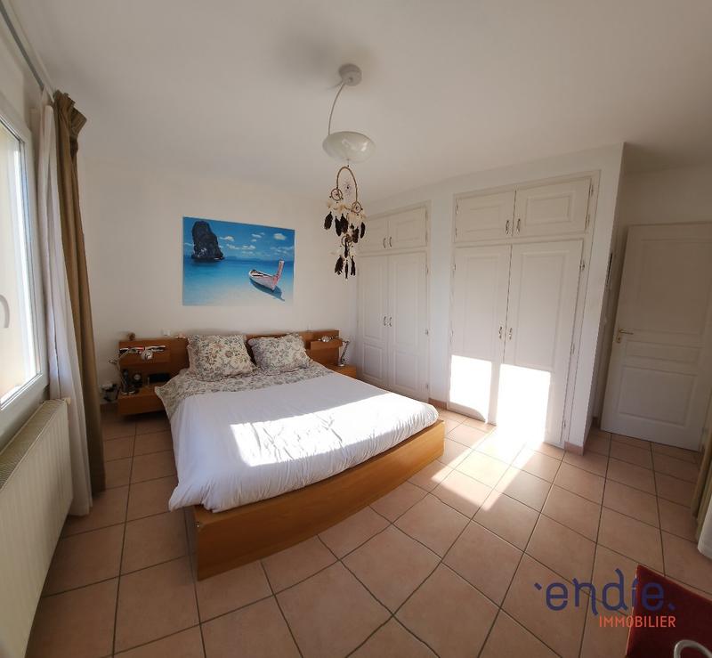 Maison - 176 m² - 7 pièces