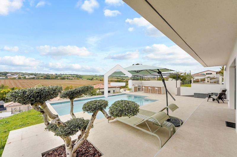 Maison - 160 m² - 4 pièces