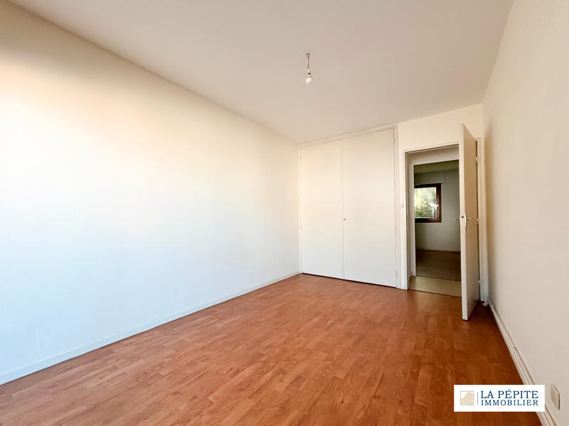 Appartement - 97 m² - 3 pièces