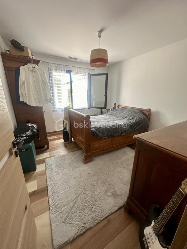 Maison - 248 m² - 11 pièces