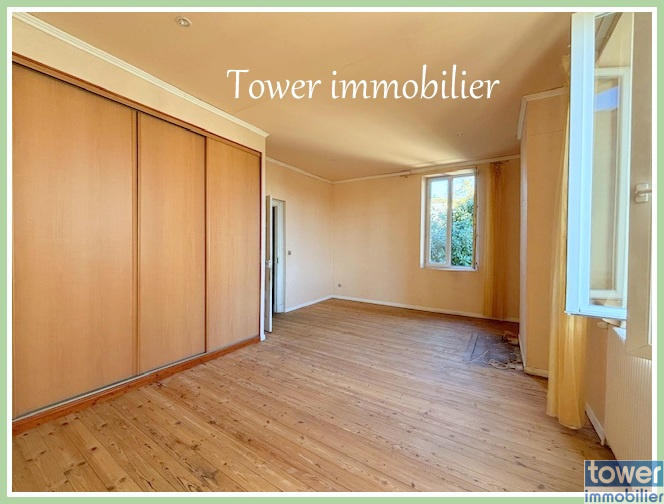 Maison - 180 m² - 7 pièces