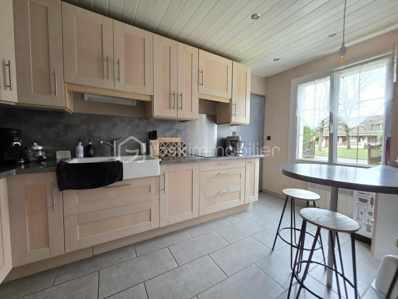 Pavillon - 130 m² - 6 pièces