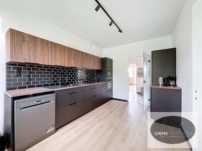 Appartement - 120 m² - 5 pièces