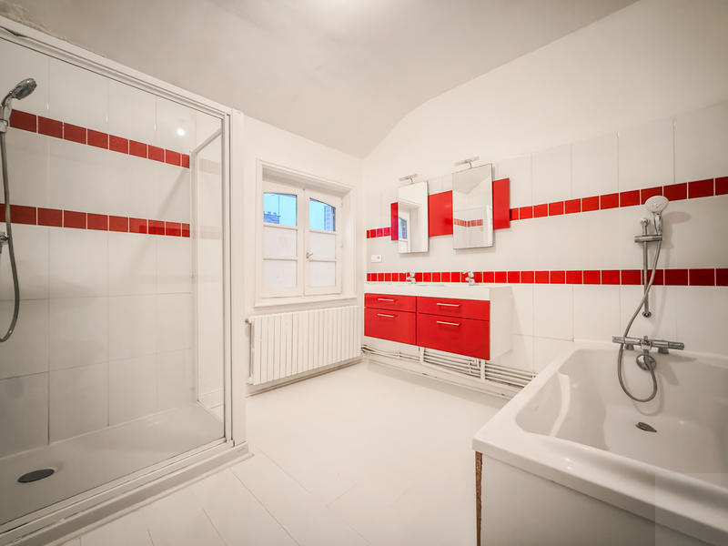 Maison - 128 m² - 6 pièces