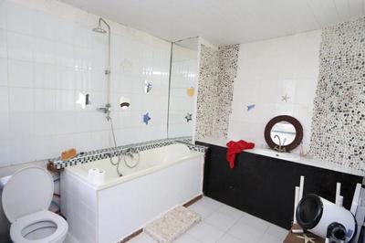 Maison - 390 m² - 7 pièces