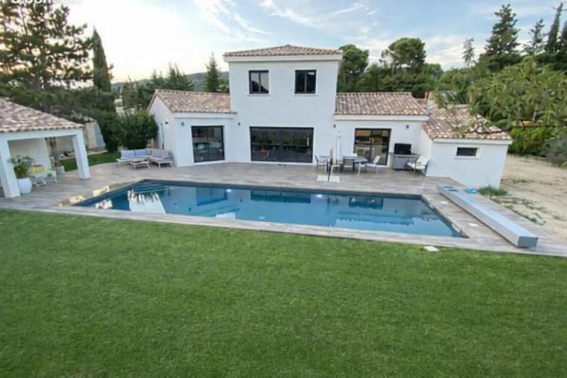 Maison - 166 m² - 5 pièces