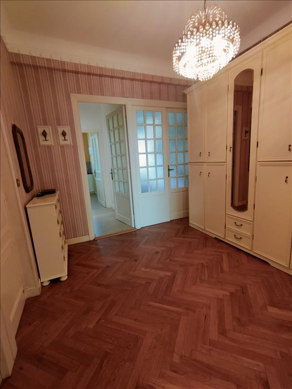 Appartement - 85 m² - 3 pièces