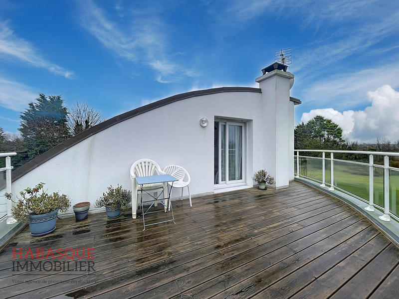 Maison - 142 m² - 7 pièces