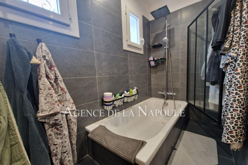 Maison contemporaine - 130 m² - 5 pièces