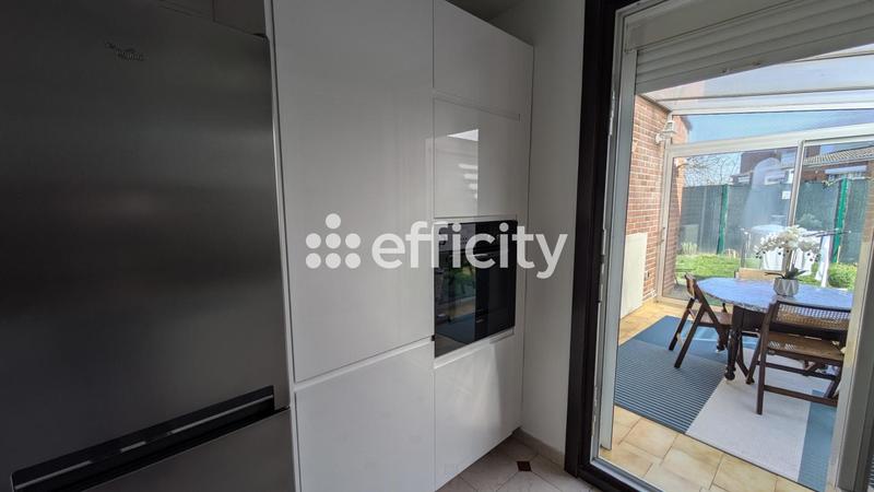 Maison - 85 m² - 5 pièces