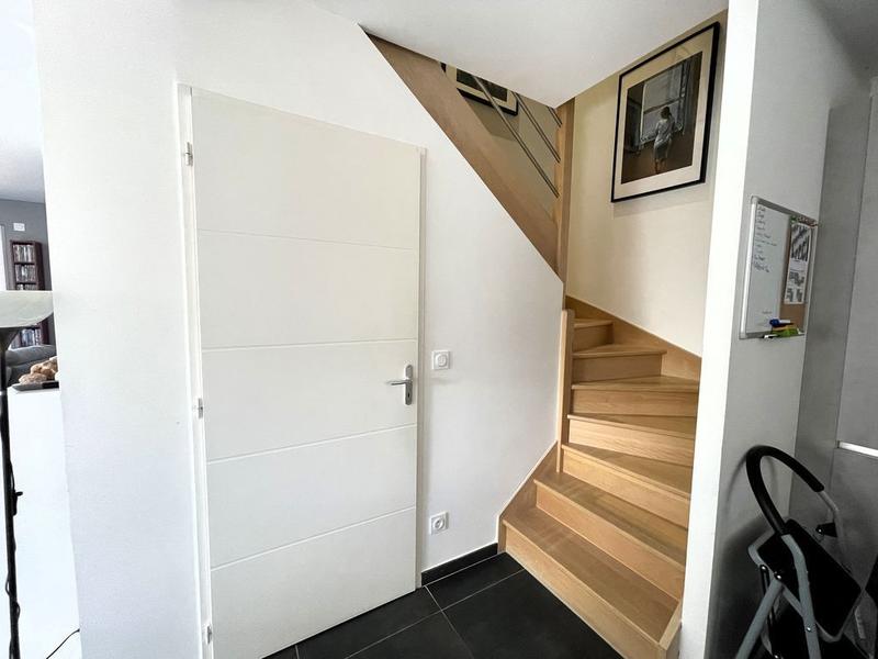 Maison jumelée - 119 m² - 7 pièces