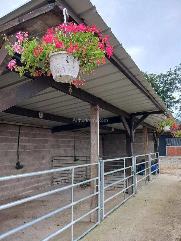 Maison - 90 m² - 5 pièces