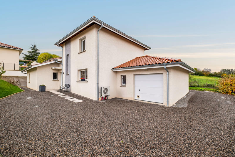 Maison - 148 m² - 4 pièces